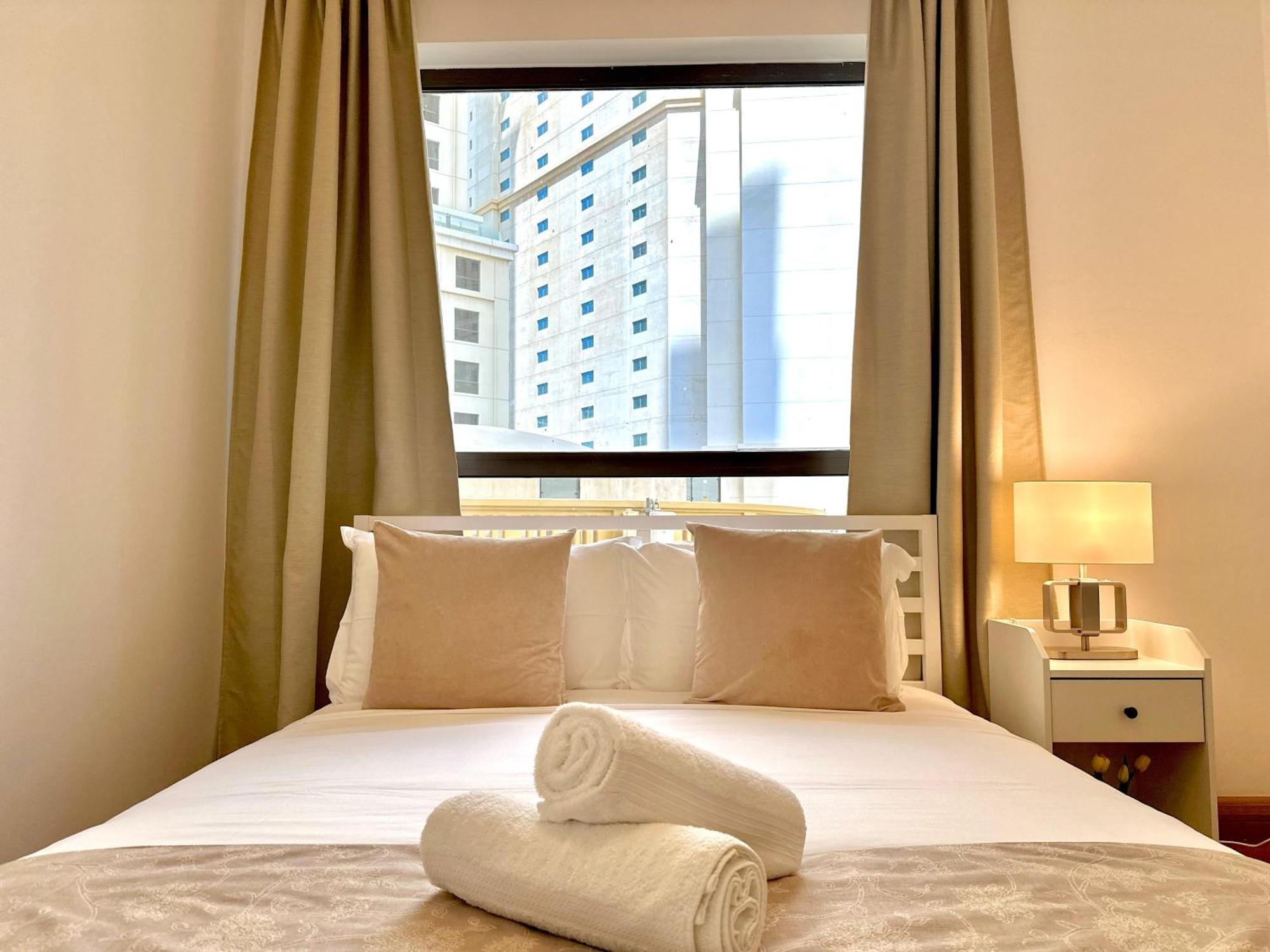 Beautiful 2Br & 4Br Apartments On Jbr Beach, Walking Distance To Bluewaters Island - By Sunkissed Holiday Homes 迪拜 外观 照片