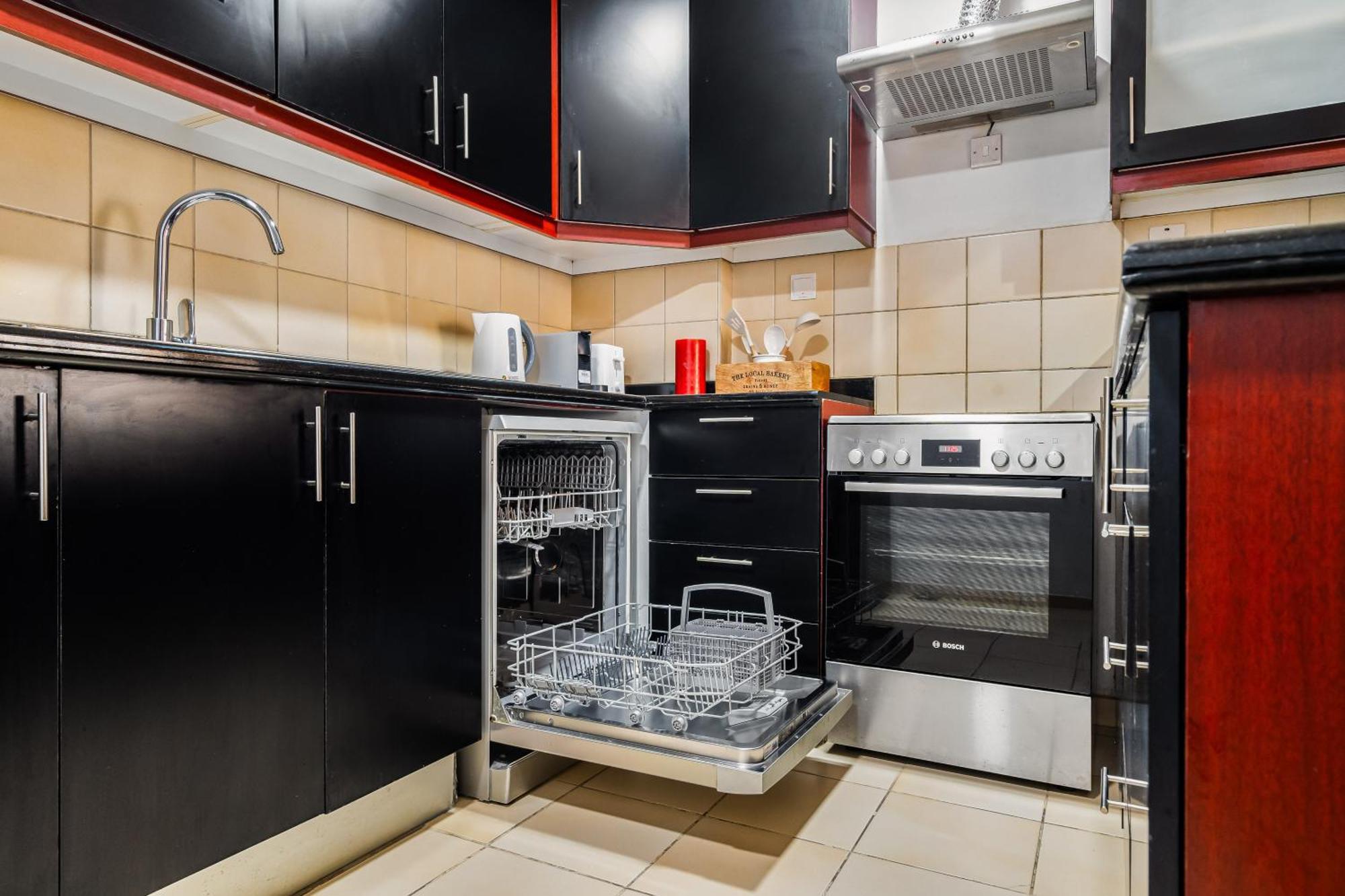 Beautiful 2Br & 4Br Apartments On Jbr Beach, Walking Distance To Bluewaters Island - By Sunkissed Holiday Homes 迪拜 外观 照片