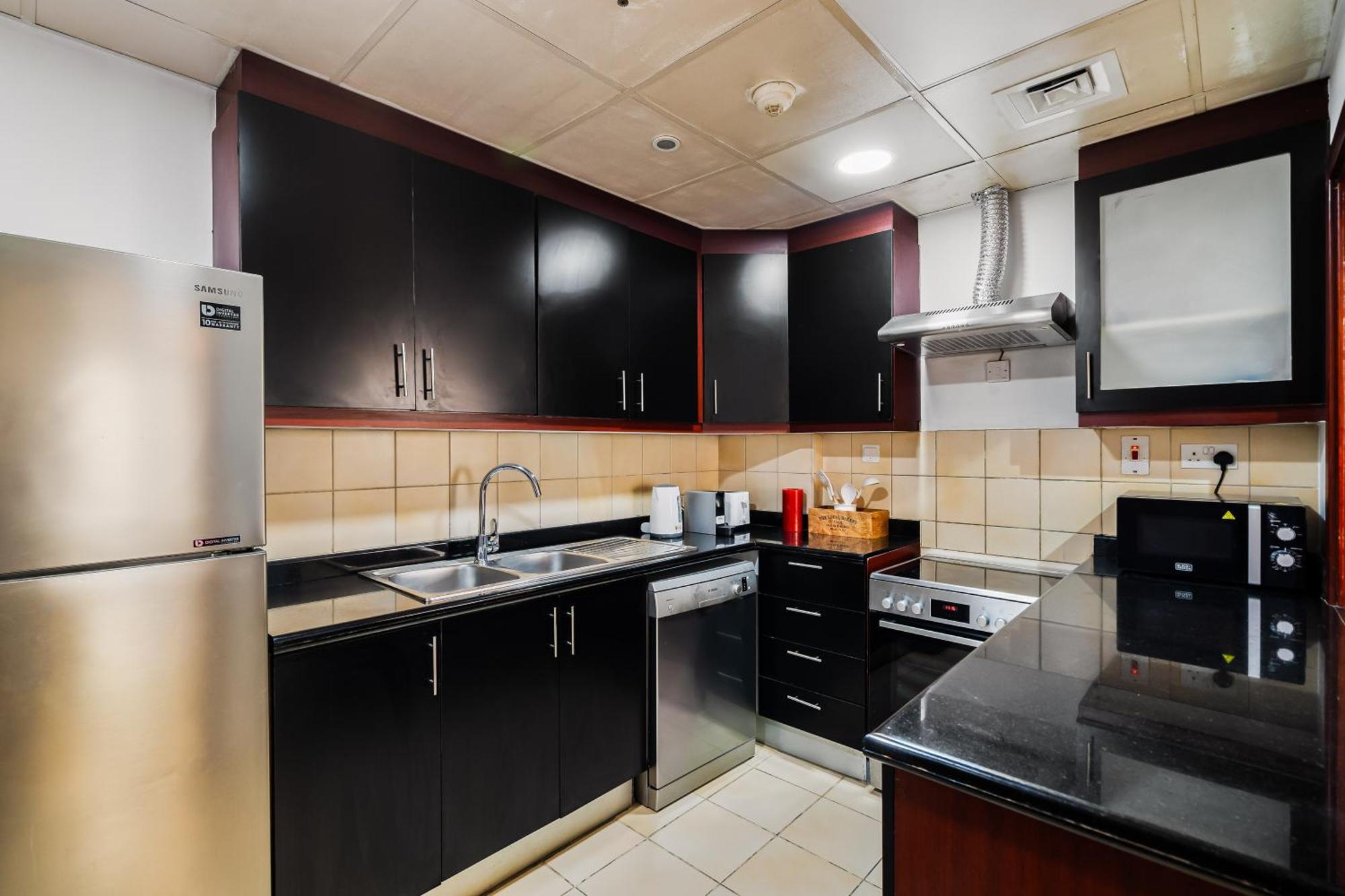 Beautiful 2Br & 4Br Apartments On Jbr Beach, Walking Distance To Bluewaters Island - By Sunkissed Holiday Homes 迪拜 外观 照片